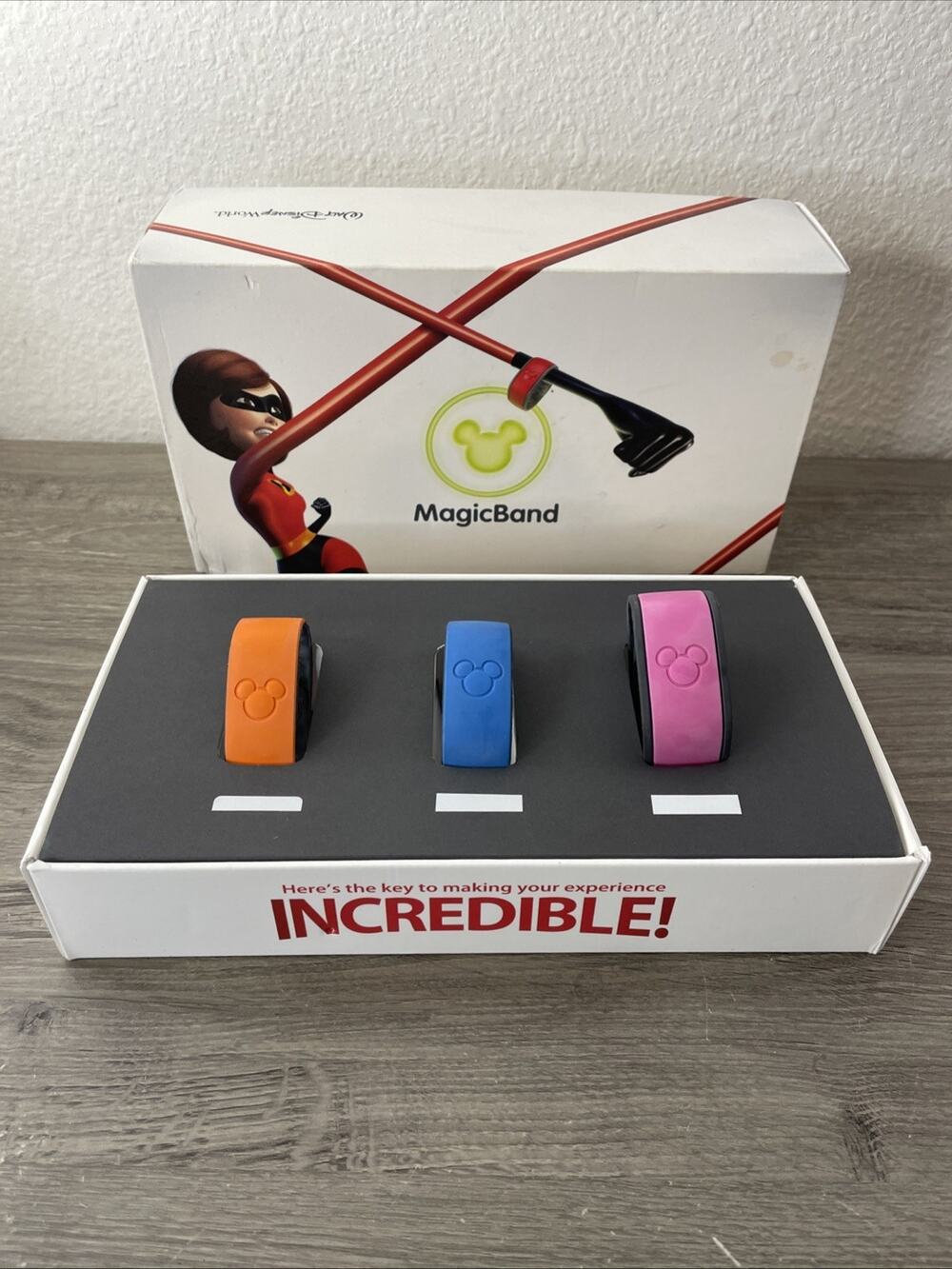 Vintage Disney World Incredibles MagicBand v1.0 Box Set - Lot of 3 Bands Memorab